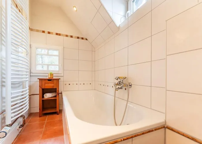 Alice - In Der Naturidylle باد سشاندو